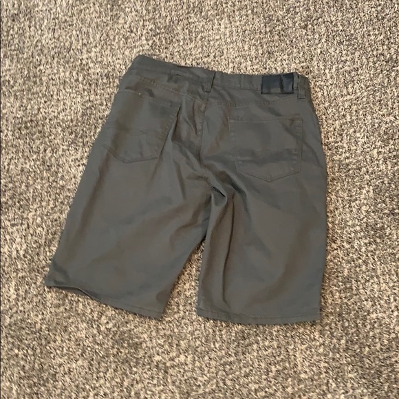 Levi’s shorts - Picture 2 of 3